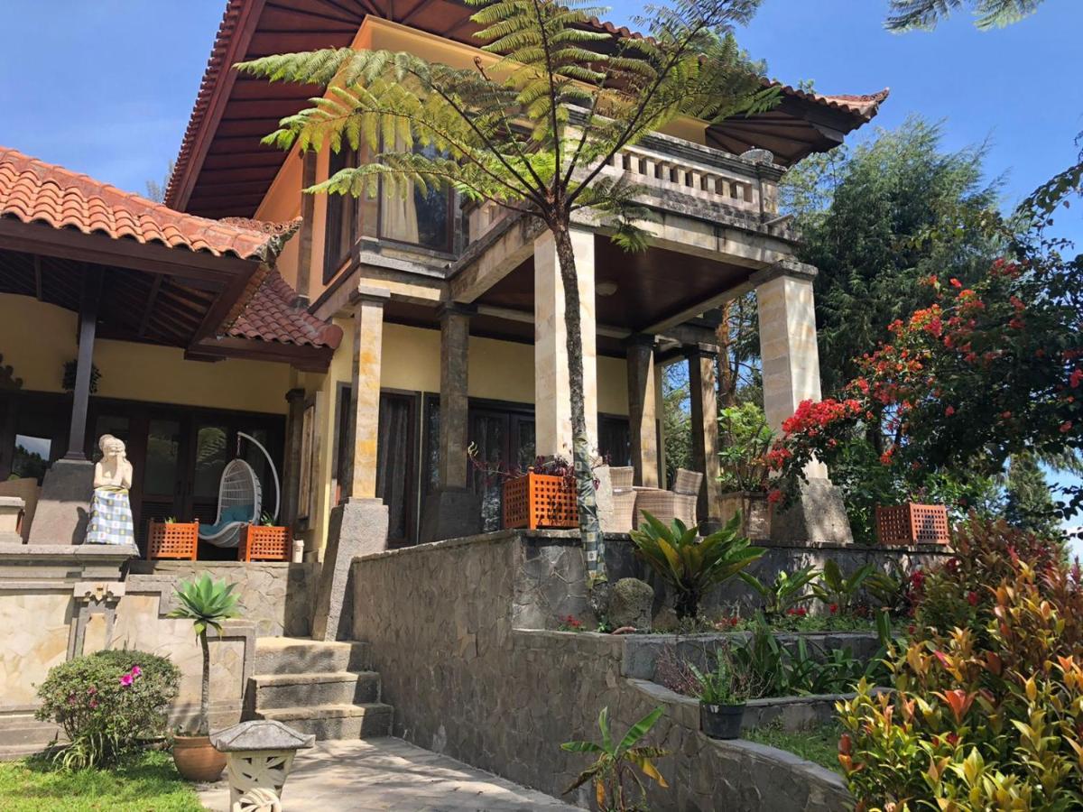 Balinese Villa In ブラスタギ エクステリア 写真